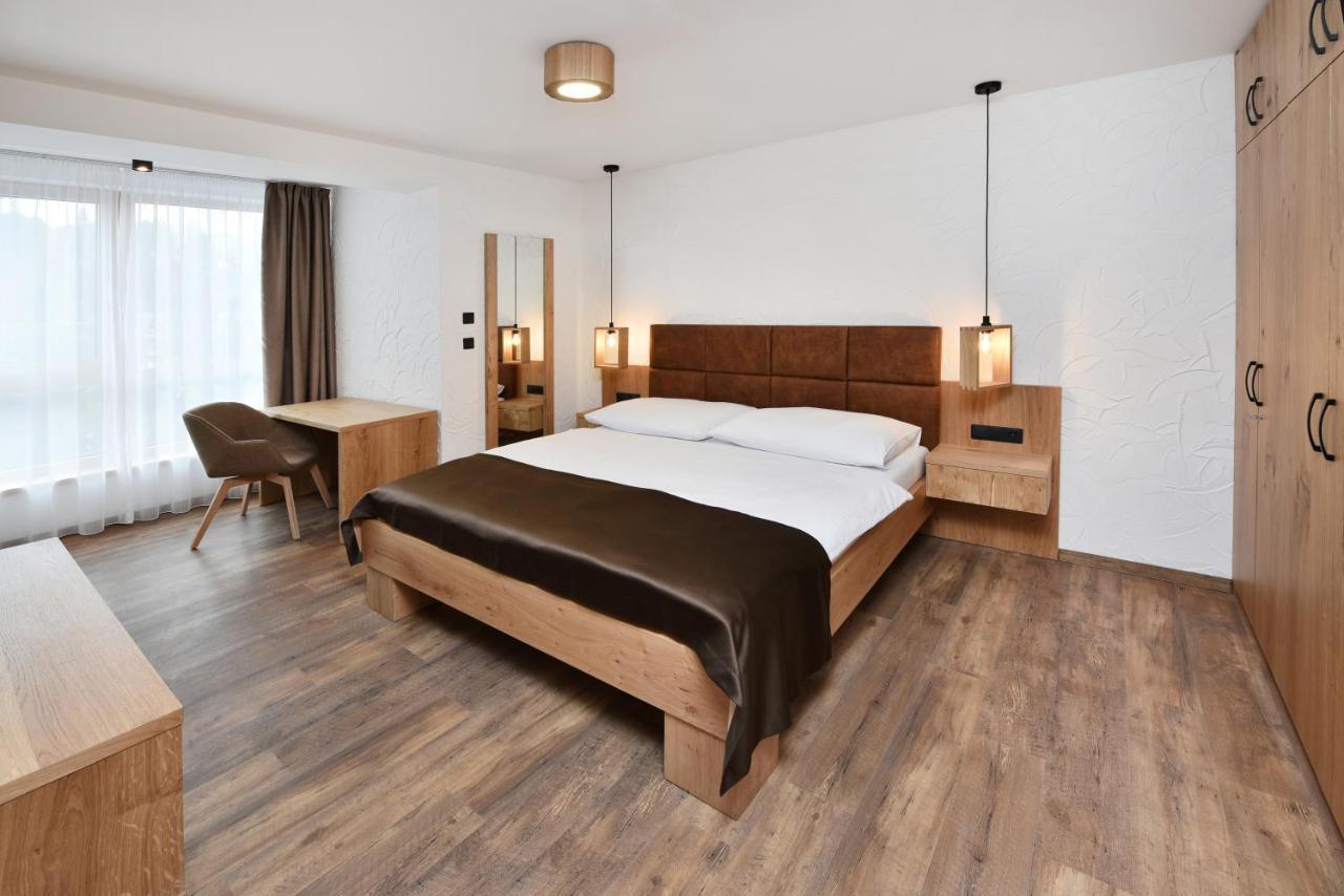 Aplend Hotel Ovruc Strbske Pleso ภายนอก รูปภาพ