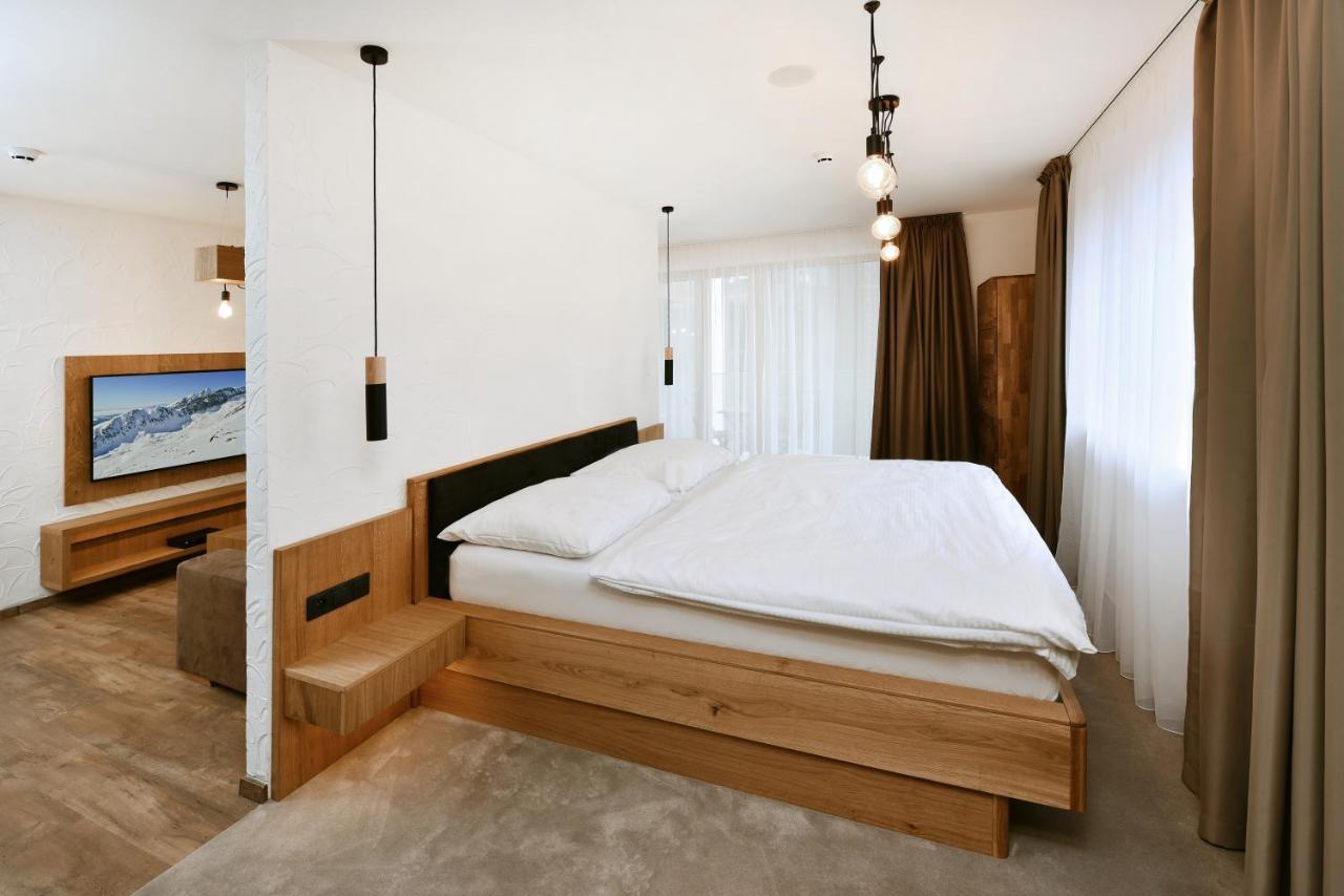 Aplend Hotel Ovruc Strbske Pleso ภายนอก รูปภาพ