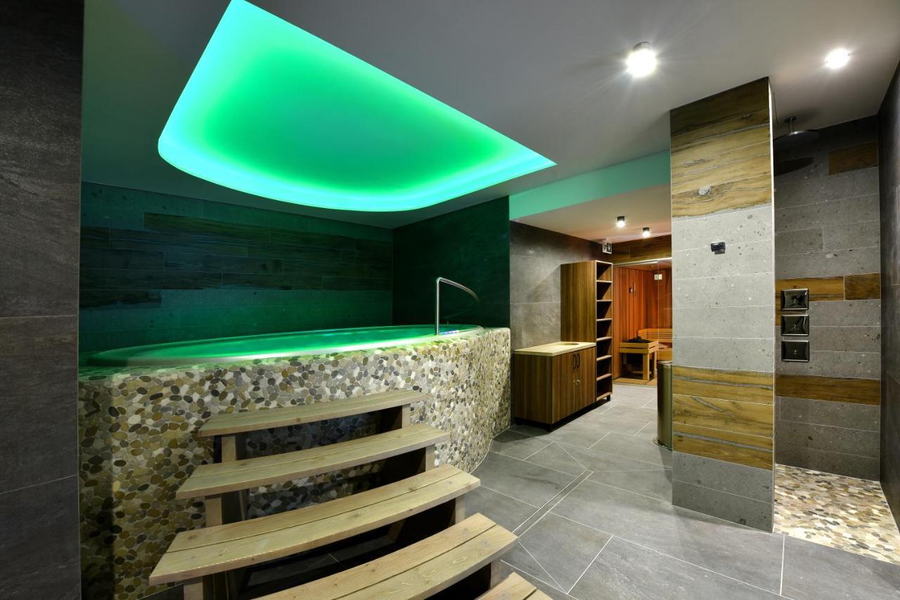 Aplend Hotel Ovruc Strbske Pleso ภายนอก รูปภาพ