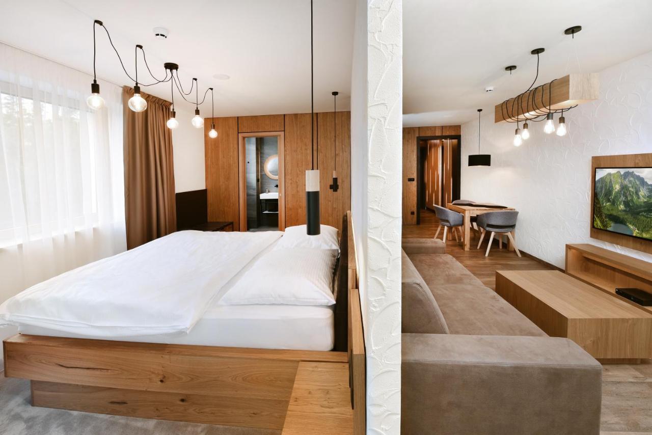 Aplend Hotel Ovruc Strbske Pleso ภายนอก รูปภาพ